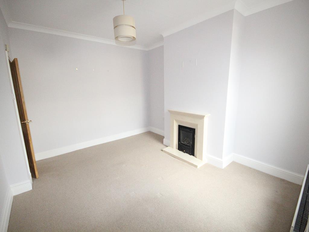 3 bedroom terraced house To Let in Barnoldswick - IMG_1476.jpg